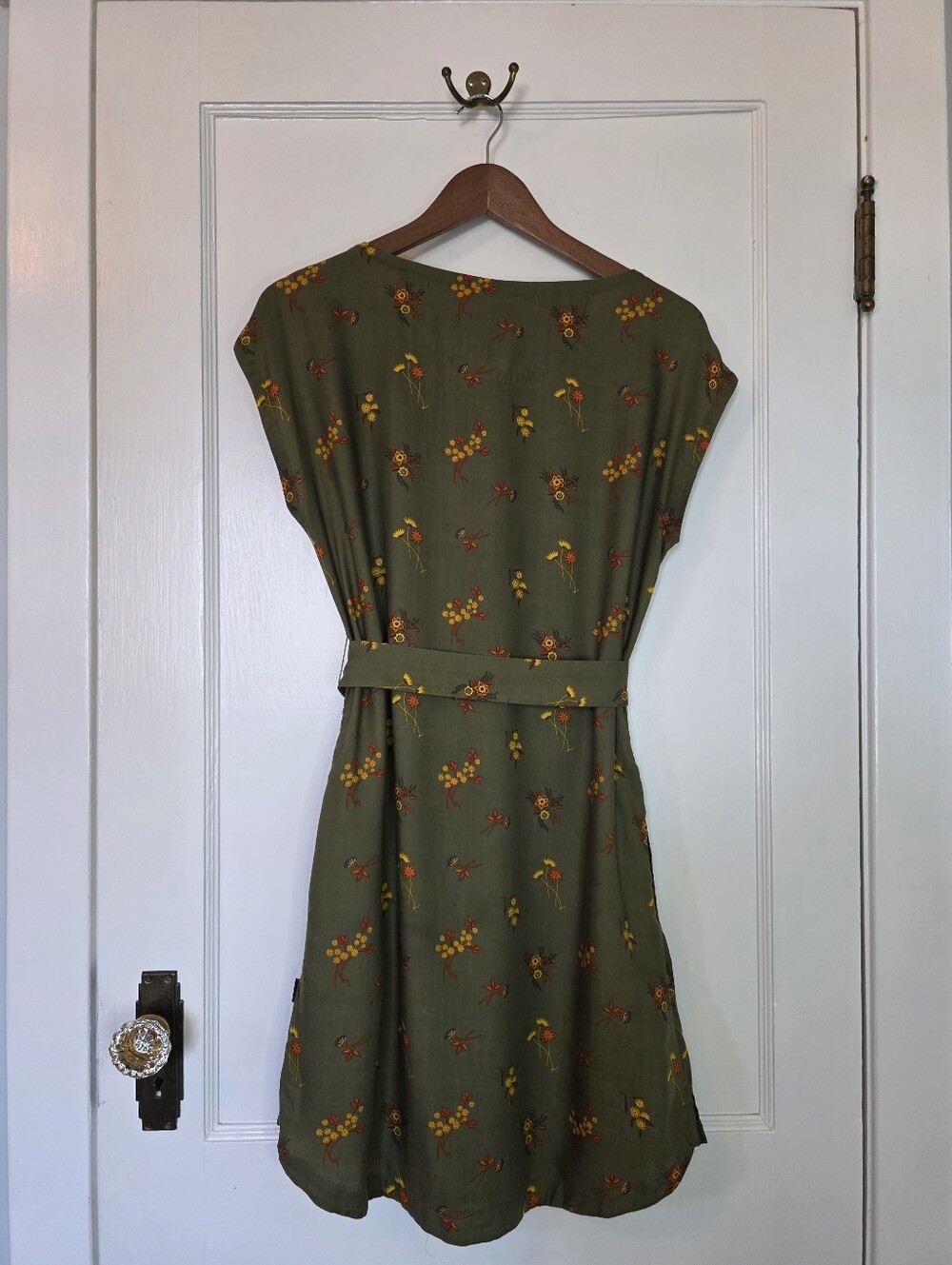 Woods Lunette Lyocell Woven Dress – Size S – Olive Green/Ditsy Floral  - Picture 4 of 7
